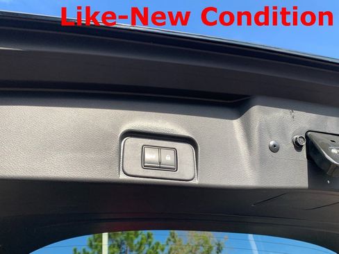 Used 2023 Nissan Rogue SL w/ SL Premium Package image 8