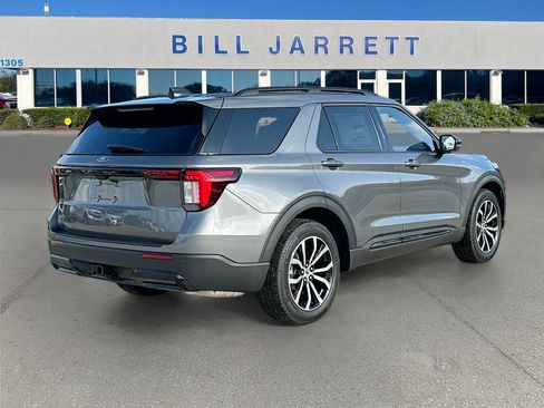 New 2026 Ford Explorer ST-Line w/ Premium Package RWD image 4