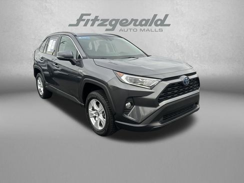 Used 2021 Toyota RAV4 XLE w/ Convenience Package image 1
