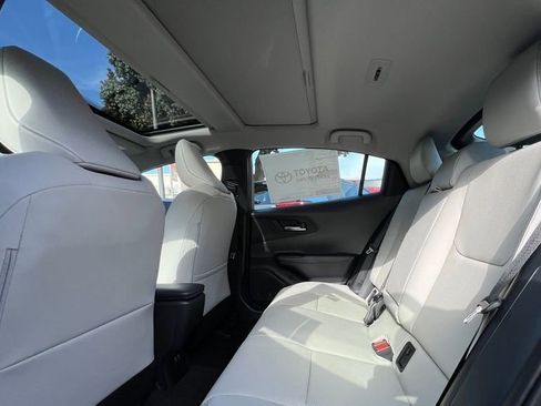New 2026 Toyota Prius Limited FWD image 17