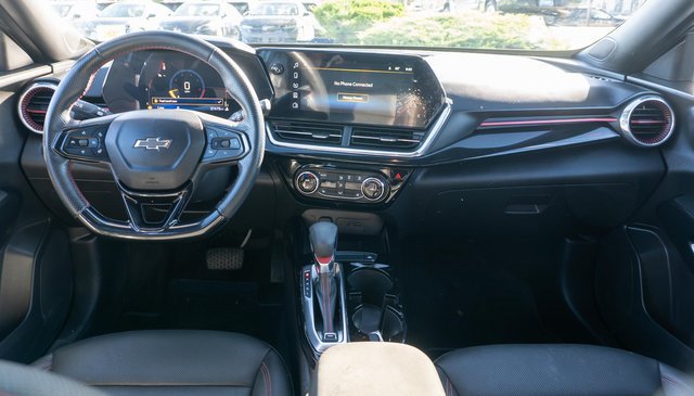 Used 2025 Chevrolet Trax RS w/ Driver Confidence Package FWD image 16