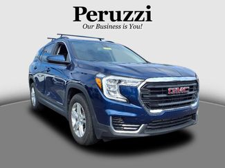 Certified 2022 GMC Terrain SLE w/ Driver Convenience Package image 1
