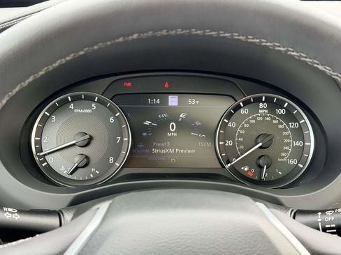 Used 2024 INFINITI QX50 Sport image 10