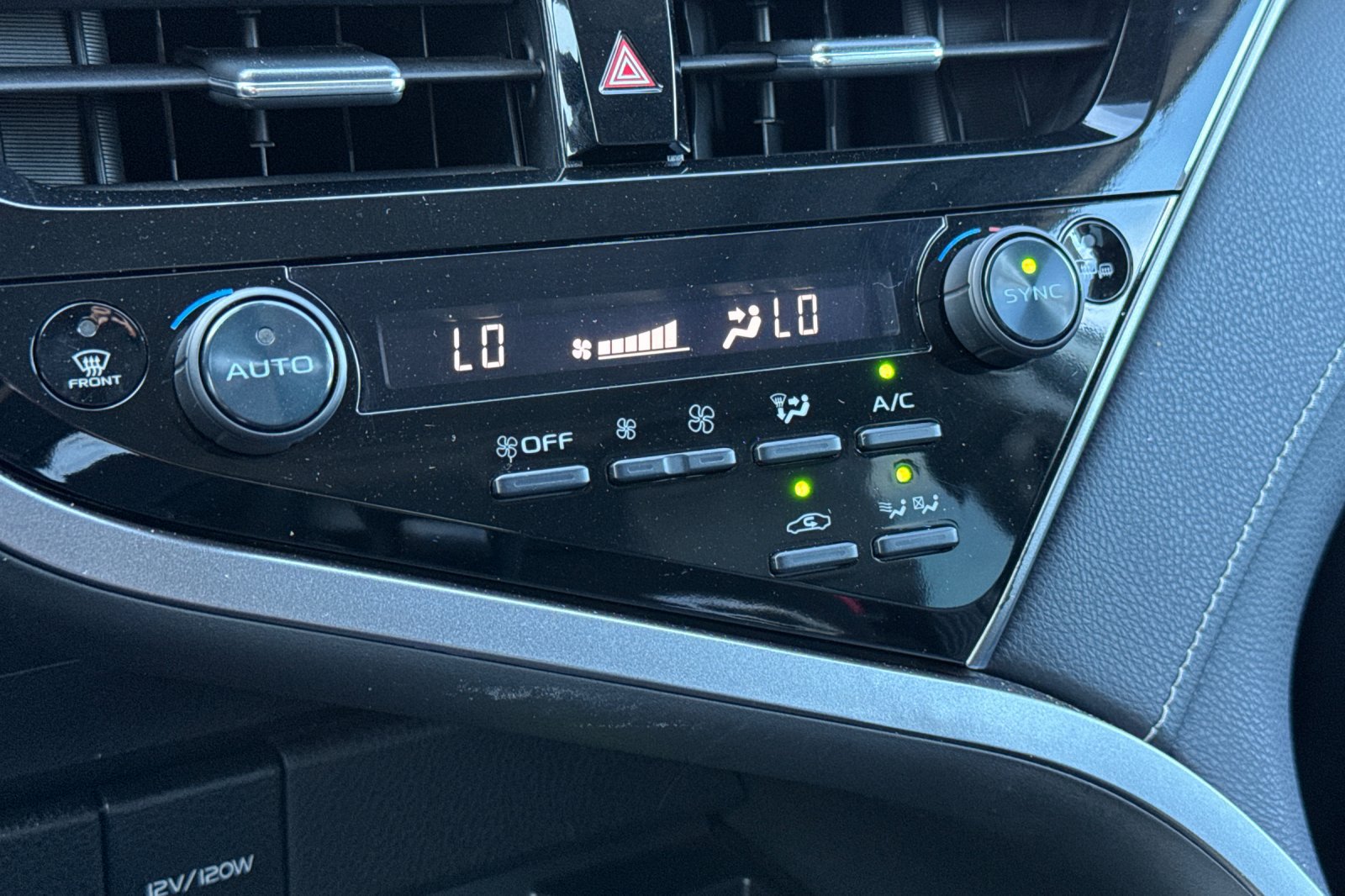 Used 2023 Toyota Camry SE w/ Audio Upgrade Package FWD image 20
