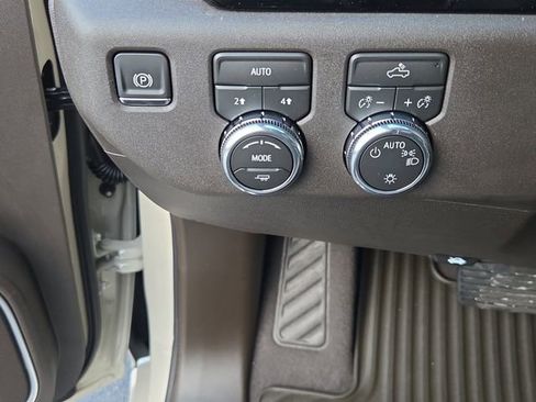 New 2026 GMC Sierra 1500 SLE w/ Preferred Package image 20