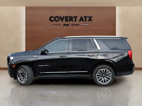 Used 2023 GMC Yukon Denali Ultimate image 2
