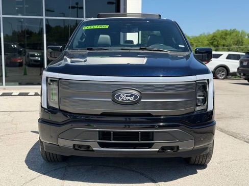 Used 2024 Ford F150 Lightning Lariat AWD/4WD image 2