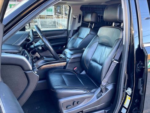 Used 2016 Chevrolet Tahoe LT image 5