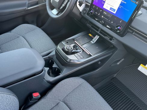 New 2026 Toyota bZ XLE Plus image 18