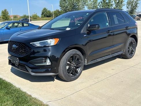 Used 2022 Ford Edge ST-Line AWD/4WD image 2