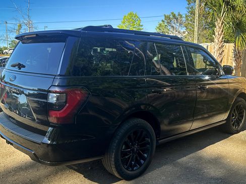 Used 2019 Ford Expedition Limited w/ Equipment Group 301A RWD image 9