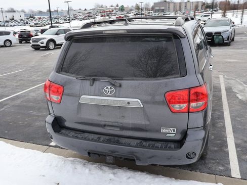 Used 2014 Toyota Sequoia Limited image 12
