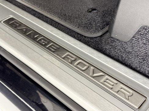Used 2022 Land Rover Range Rover Westminster Edition image 18