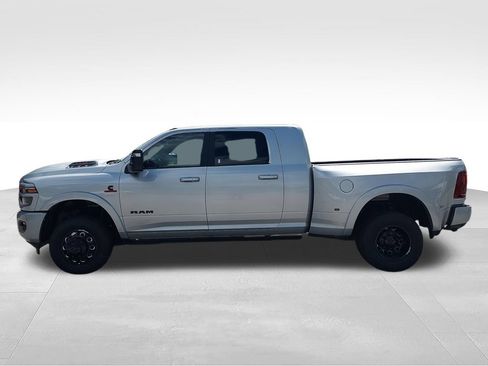 New 2026 RAM 3500 Limited AWD/4WD image 5