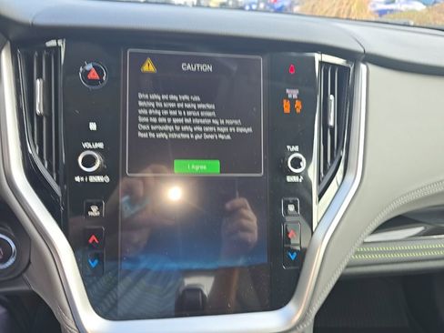 Certified 2025 Subaru Outback Onyx Edition XT image 12