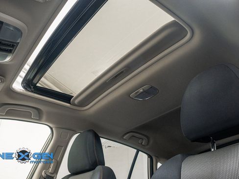 Used 2020 Subaru Crosstrek 2.0i Premium w/ Moonroof Package 2 image 22