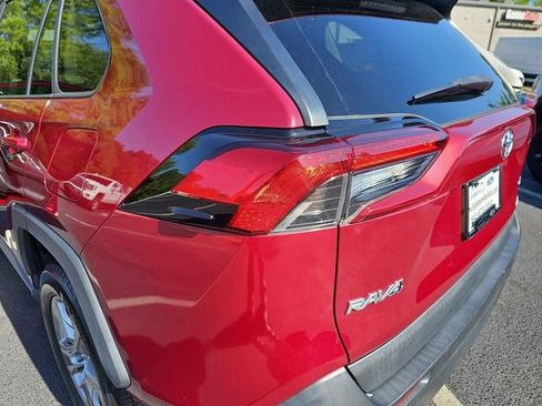 Used 2022 Toyota RAV4 XLE FWD image 35
