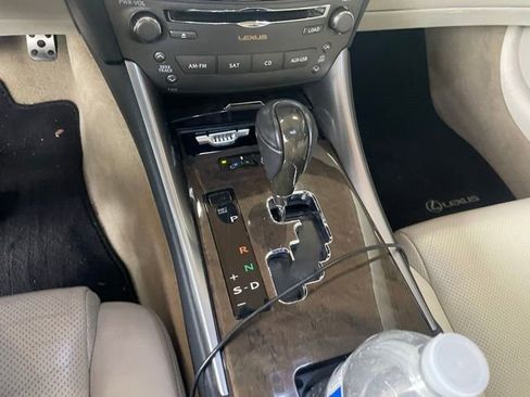 Used 2010 Lexus IS 350C image 30