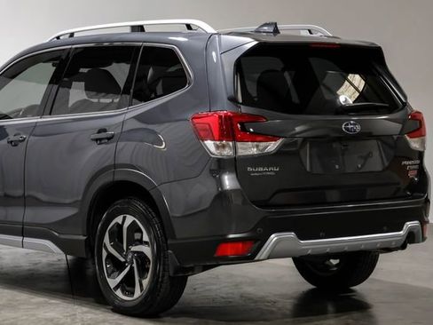 Used 2023 Subaru Forester Touring image 22