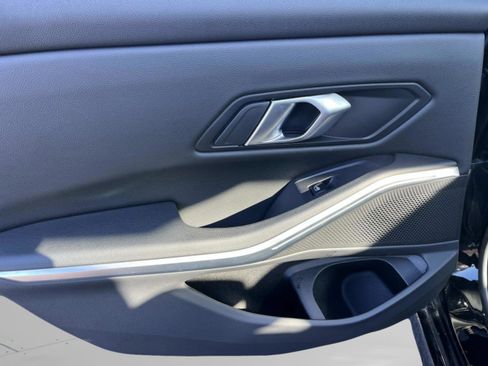 Used 2025 BMW 330i xDrive 330i xDrive Sedan AWD image 18