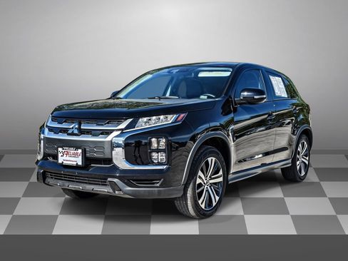 Used 2025 Mitsubishi Outlander Sport ES AWD/4WD image 3