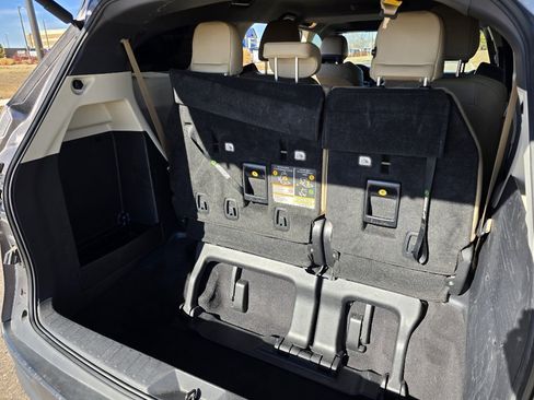 Used 2022 Toyota Sienna XLE image 30