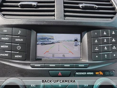 Used 2016 Ford Explorer XLT AWD/4WD image 3