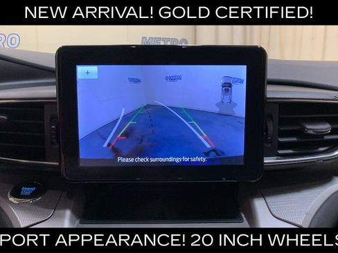 Certified 2023 Ford Explorer XLT w/ Equipment Group 202A AWD/4WD image 39