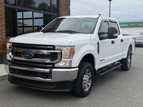 Used 2022 Ford F250 XLT AWD/4WD image 1