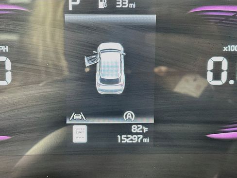 Used 2025 Kia Sportage EX FWD image 19