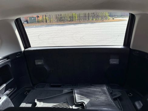 Used 2015 Toyota 4Runner SR5 RWD image 18