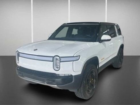 Used 2024 Rivian R1S Adventure AWD/4WD image 8