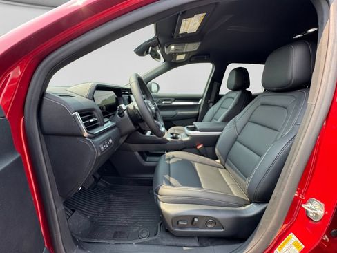 New 2027 GMC Terrain Elevation w/ Elevation Premium Package AWD/4WD image 14
