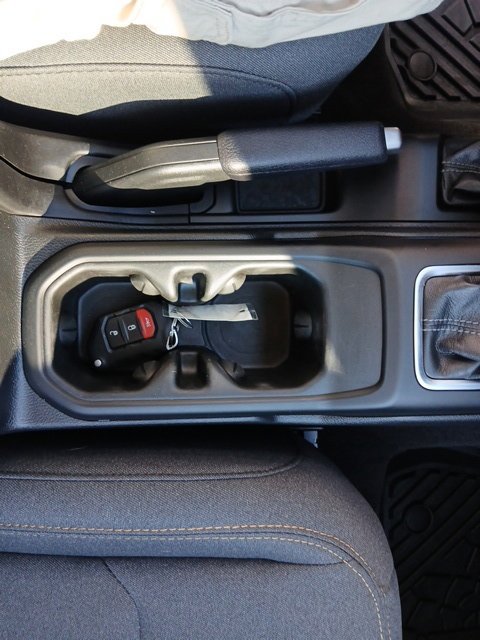 Used 2025 Jeep Gladiator Sport AWD/4WD image 40