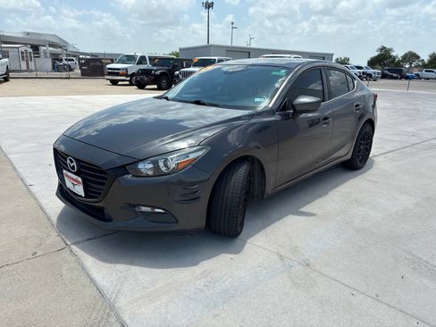 Used 2018 MAZDA MAZDA3 Touring FWD image 7