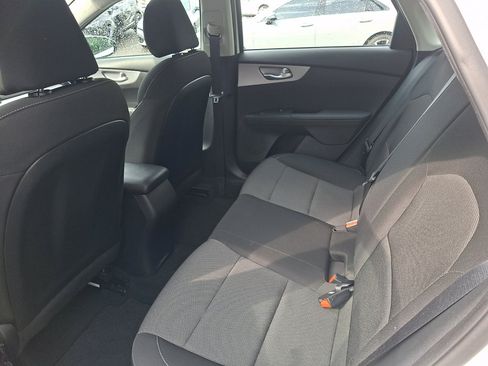 Used 2023 Kia Forte LXS w/ LXS Technology Package FWD image 25