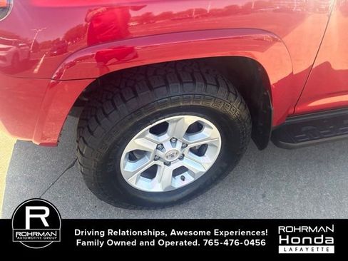 Used 2018 Toyota 4Runner SR5 Premium AWD/4WD image 5