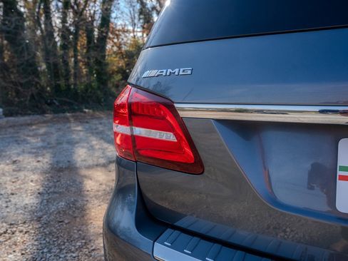 Used 2017 Mercedes-Benz GLS 63 AMG 4MATIC w/ AMG Night Styling Package image 10