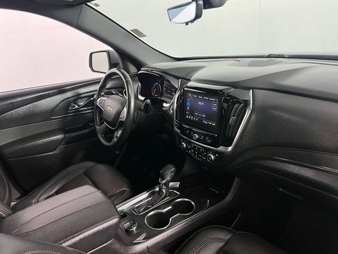 Used 2023 Chevrolet Traverse High Country image 37