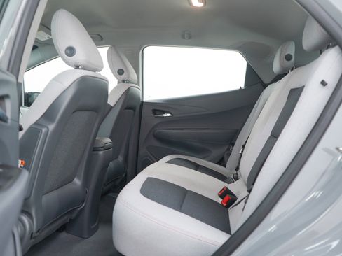 Used 2020 Chevrolet Bolt LT image 18