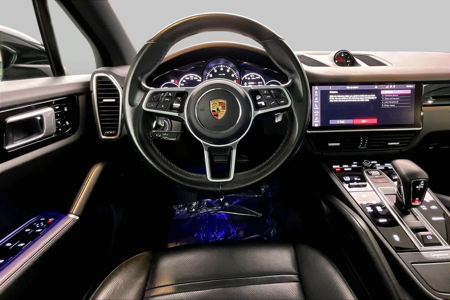 Used 2021 Porsche Cayenne AWD/4WD image 6