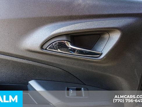 Used 2025 Chevrolet Trax ACTIV w/ Sunroof Package FWD image 58