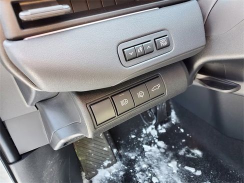 New 2026 Toyota bZ XLE image 21