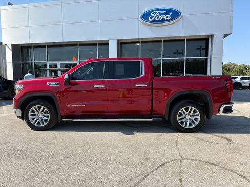 Used 2021 GMC Sierra 1500 SLT w/ SLT Premium Package AWD/4WD image 4