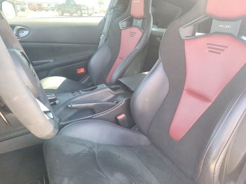 Certified 2025 Nissan Z NISMO w/ Floor Mat Package RWD image 19