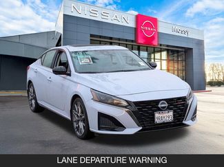 Certified 2024 Nissan Altima 2.0 SR video 2