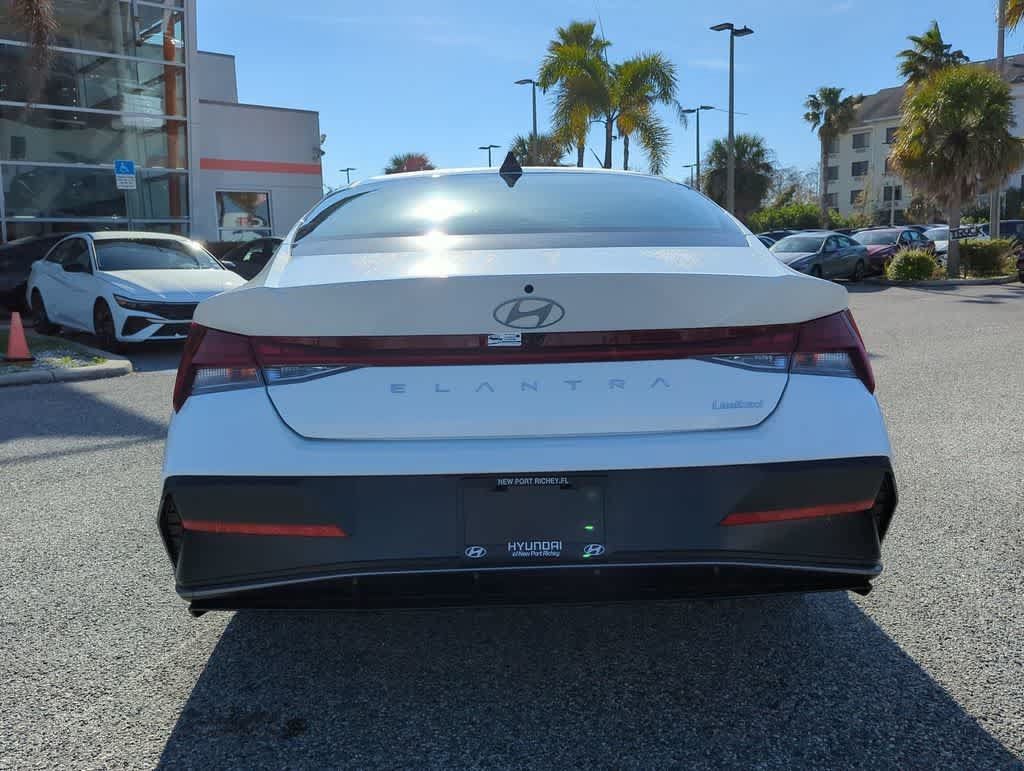 New 2026 Hyundai Elantra Limited FWD image 6