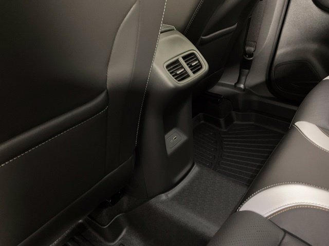 Used 2024 Buick Envision Sport Touring AWD/4WD image 29