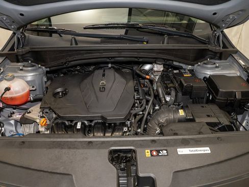 Used 2023 Kia Sportage LX image 18