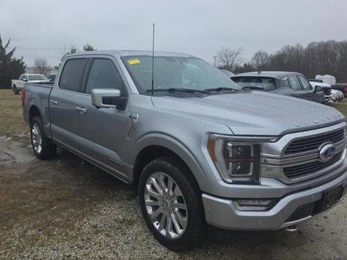 Used 2023 Ford F150 Limited image 3